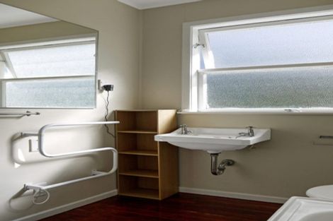 Photo of property in Oberon Flats, 48a Merton Street, Trentham, Upper Hutt, 5018