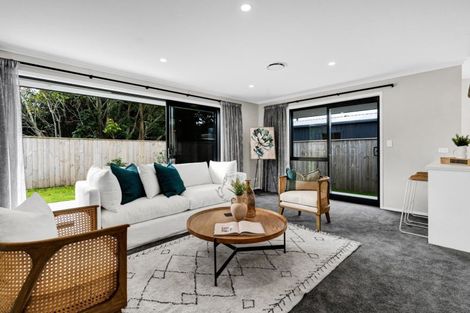 Photo of property in 18d Virginia Place, Whalers Gate, New Plymouth, 4310