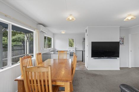 Photo of property in 2/62 Parkers Road, Tahunanui, Nelson, 7011