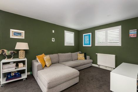 Photo of property in 90 Wiggins Street, Sumner, Christchurch, 8081