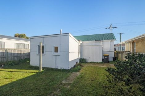 Photo of property in 15 Osmond Street, South Dunedin, Dunedin, 9012