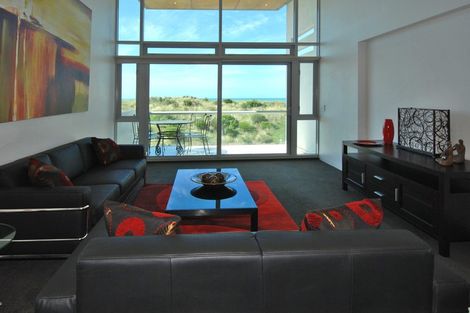 Photo of property in 11/272 Marine Parade, New Brighton, Christchurch, 8061