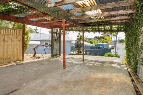 Photo of property in 2/32 Drome View Place, Beach Haven, Auckland, 0626
