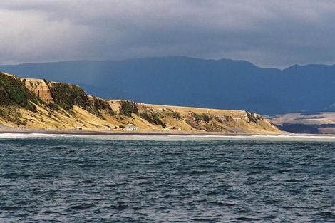 Photo of property in 52 Western Lake Road, Western Lake, Featherston, 5773