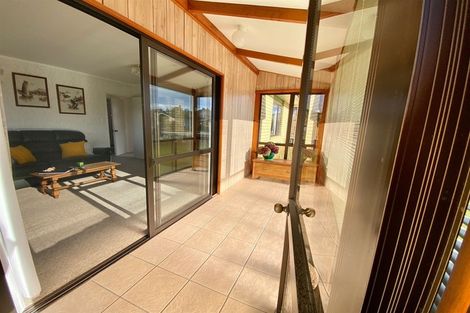 Photo of property in 17 Crossleigh Crescent, Balclutha, 9230