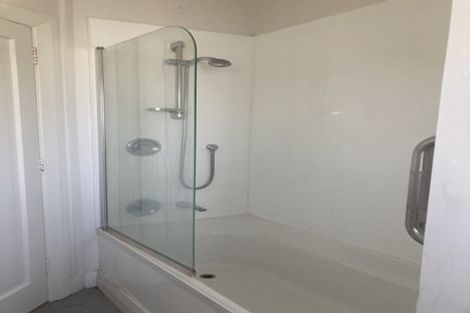 Photo of property in 5/56 Tanera Crescent, Brooklyn, Wellington, 6021