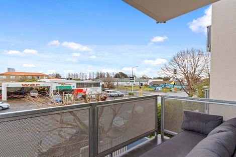 Photo of property in 11/318 Barbadoes Street, Christchurch Central, Christchurch, 8011