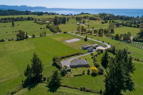 Photo of property in 118 Patons Rock Road, Patons Rock, Takaka, 7182