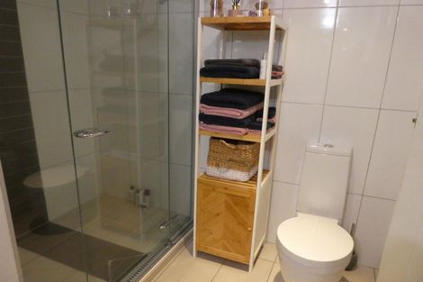 Photo of property in Bellagio Apartments, 1b/39 Taranaki Street, Te Aro, Wellington, 6011