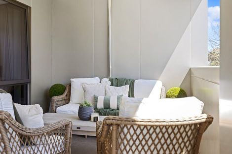 Photo of property in Paramount Apartments, 8/281 Maunganui Road, Mount Maunganui, 3116