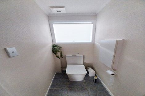 Photo of property in 2/65 Castor Bay Road, Castor Bay, Auckland, 0620