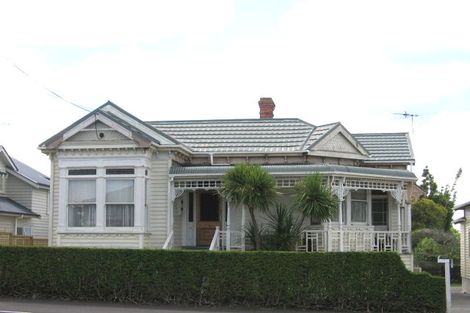 Photo of property in 64 Calliope Road, Stanley Point, Auckland, 0624