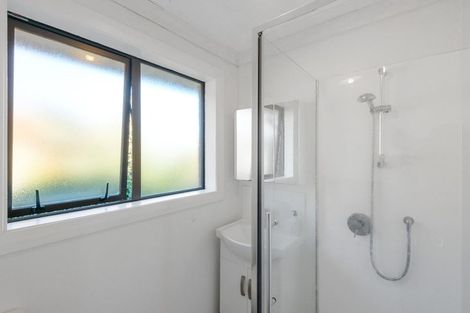 Photo of property in 30 Auburn Avenue, Upper Riccarton, Christchurch, 8041
