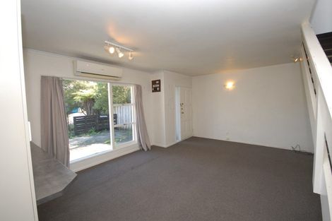 Photo of property in 1/101 Balmain Road, Birkenhead, Auckland, 0626