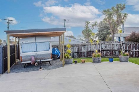 Photo of property in 172 Pacific Road, North New Brighton, Christchurch, 8083