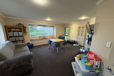 Photo of property in 3 Roseash Lane, Levin, 5510