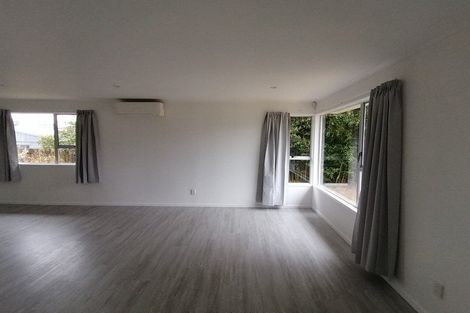 Photo of property in 2/7 Ririno Place, Manurewa, Auckland, 2102