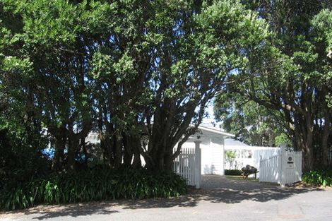 Photo of property in 36 Aldersgate Road, Hillsborough, Auckland, 1042