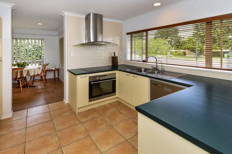 Photo of property in 23 Sandwick Drive, Weymouth, Auckland, 2103