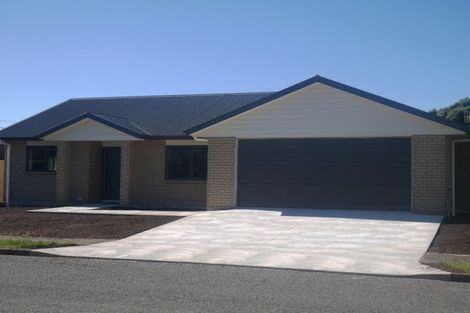 Photo of property in 12 William Street, Waikanae Beach, Waikanae, 5036