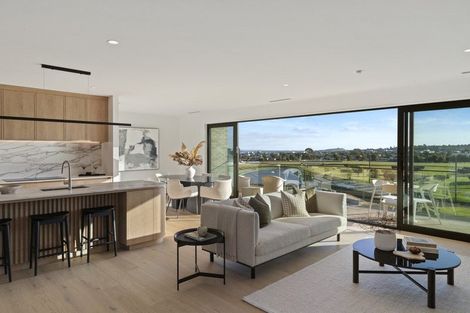 Photo of property in 57 Ladies Mile, Manly, Whangaparaoa, 0930