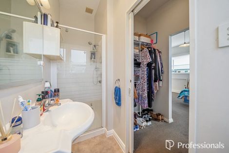 Photo of property in 11 Elizabeth Street, Moera, Lower Hutt, 5010