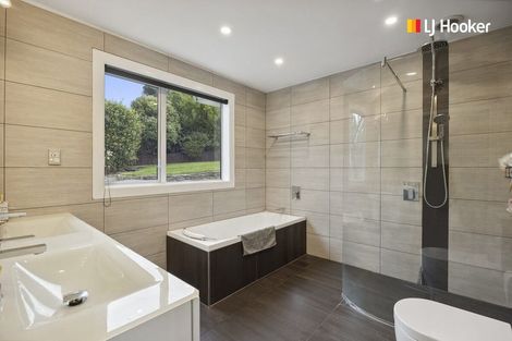 Photo of property in 45 Aberdeen Road, Saint Clair, Dunedin, 9012