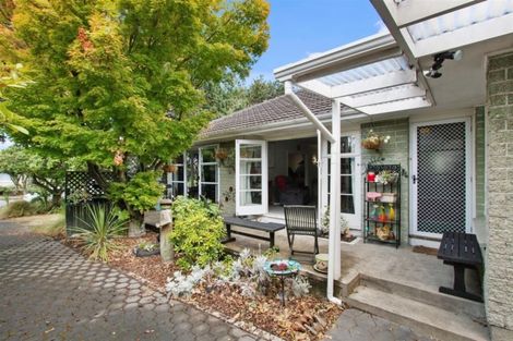 Photo of property in 51 Sevenoaks Drive, Bryndwr, Christchurch, 8053