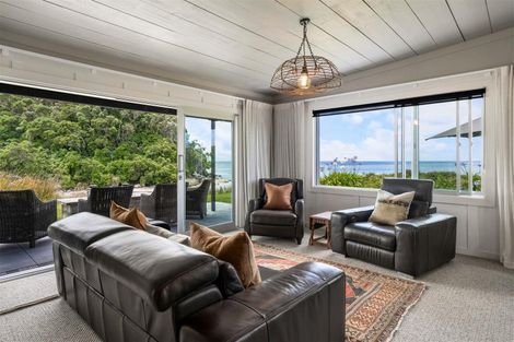 Photo of property in 42 Fishermans Bend, Whiritoa, Whangamata, 3691