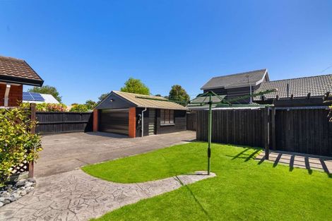 Photo of property in 4 Jacaranda Place, Parklands, Christchurch, 8083