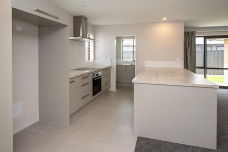 Photo of property in 130 Shillingford Boulevard, Rolleston, 7615