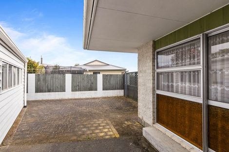 Photo of property in 10 Leon Place, Waitara, 4320