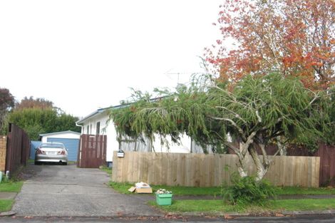 Photo of property in 11 Darren Crescent, Half Moon Bay, Auckland, 2012