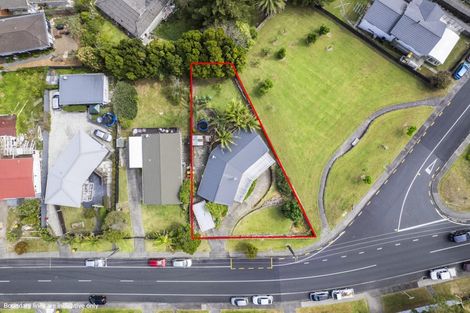 Photo of property in 11 Sycamore Drive, Sunnynook, Auckland, 0620