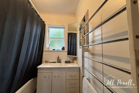 Photo of property in 8 Bickerstaffe Road, Maungaturoto, 0520