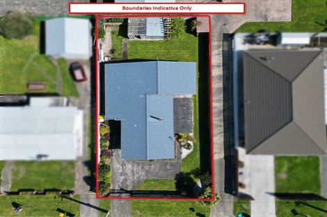 Photo of property in 18 Johnston Street, Foxton, 4814