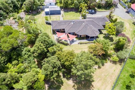 Photo of property in 14 Mcentee Road, Waitakere, Auckland, 0816