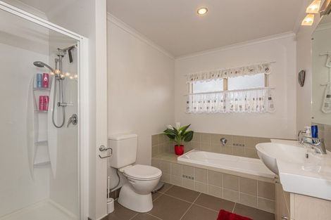 Photo of property in 11a Grand View Road, Te Kamo, Whangarei, 0112