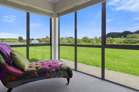 Photo of property in 40 Kristin Place, Manakau, Levin, 5573