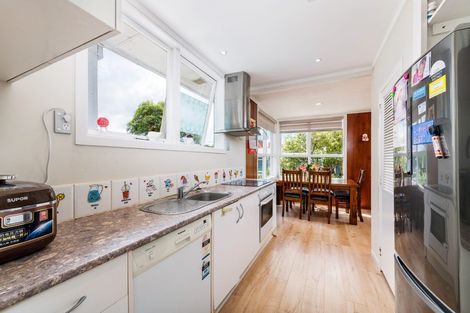 Photo of property in 1/22 Larnoch Road, Henderson, Auckland, 0610
