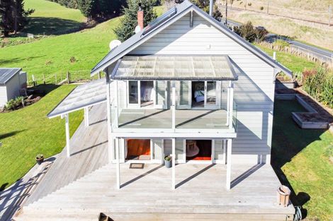 Photo of property in 10122 State Highway 1, Taihape, 4795