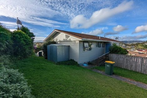Photo of property in 9 Exploration Way, Whitby, Porirua, 5024