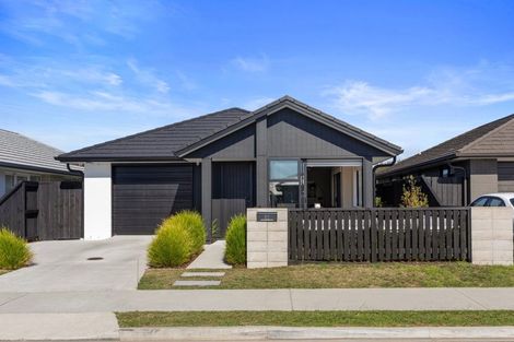 Photo of property in 122 Union Drive, Papamoa, 3118