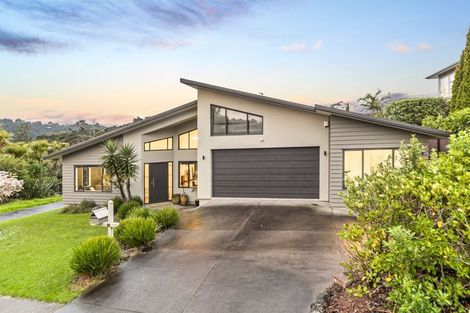 Photo of property in 89 Aberley Road, Schnapper Rock, Auckland, 0632