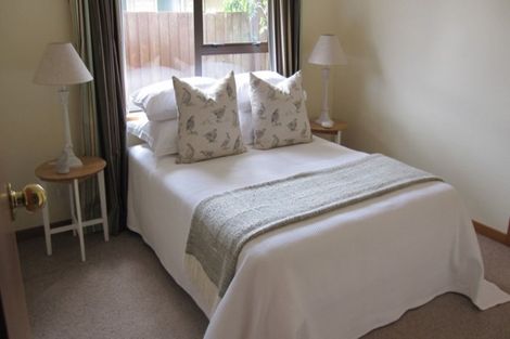 Photo of property in 2/12 Taupata Street, Redcliffs, Christchurch, 8081