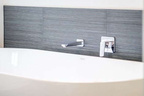 Photo of property in 18 Helen June Avenue, Flagstaff, Hamilton, 3210