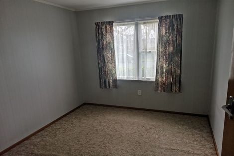 Photo of property in 10 Ellesmere Crescent, Highbury, Palmerston North, 4412