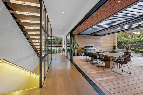 Photo of property in 24 Seacliffe Avenue, Belmont, Auckland, 0622