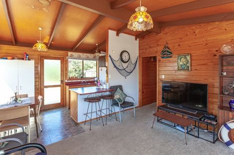 Photo of property in 119 Aberdeen Place, Whangamata, 3620