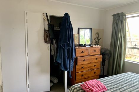 Photo of property in 50b Hartford Crescent, Totara Park, Upper Hutt, 5018